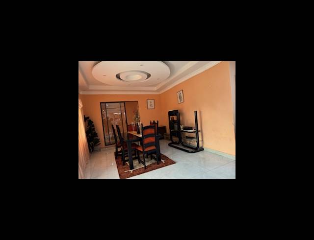 5 BEDROOM HOUSE FOR SALE IN MPOPHOMENI